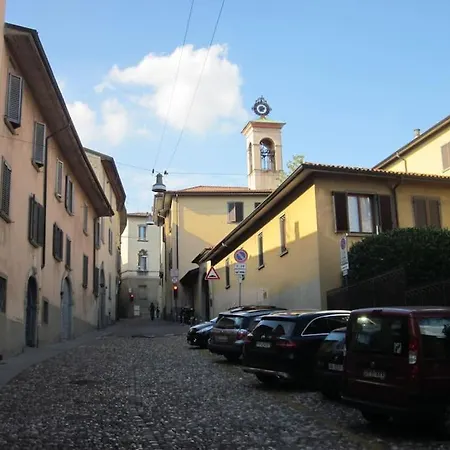 בית נופש Casa Lalla In Centro Storico A ברגמו